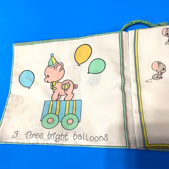 PRECIOUS MOMENTS VTG 90’s MY FIRST COUNTING BOOK HANDMADE FABRIC BOOK 10”x 9” - Picture 12 of 13